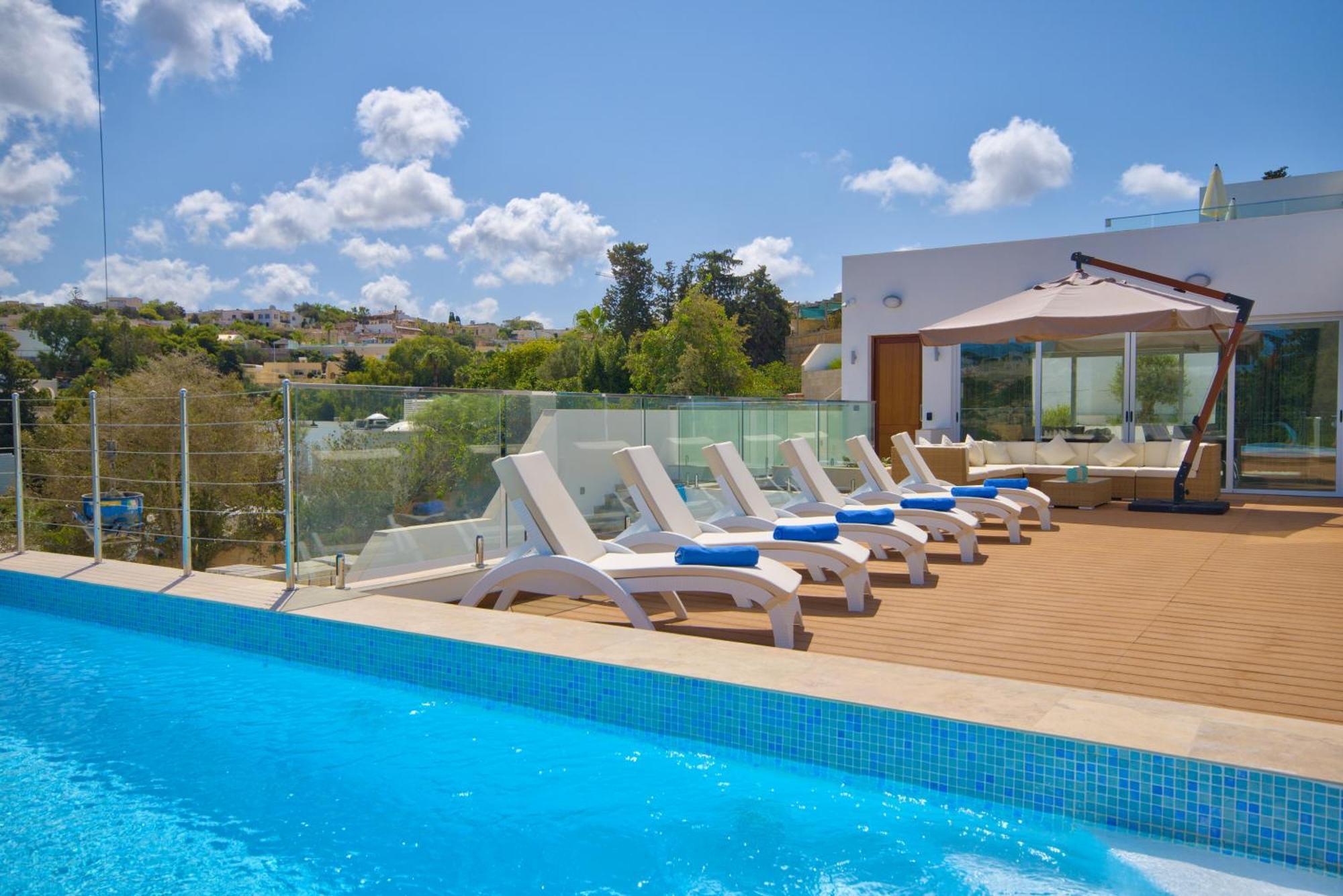 Villa Goa - By Luxury Villas Malta メーリッハ エクステリア 写真